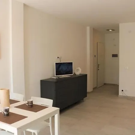 Modern Two-Room Apartment With Terrace 50M From The Beach Appartamento
